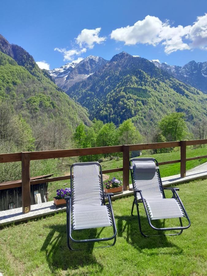 Casa All'Alpe Gaggetto B & B Anzino Exterior foto